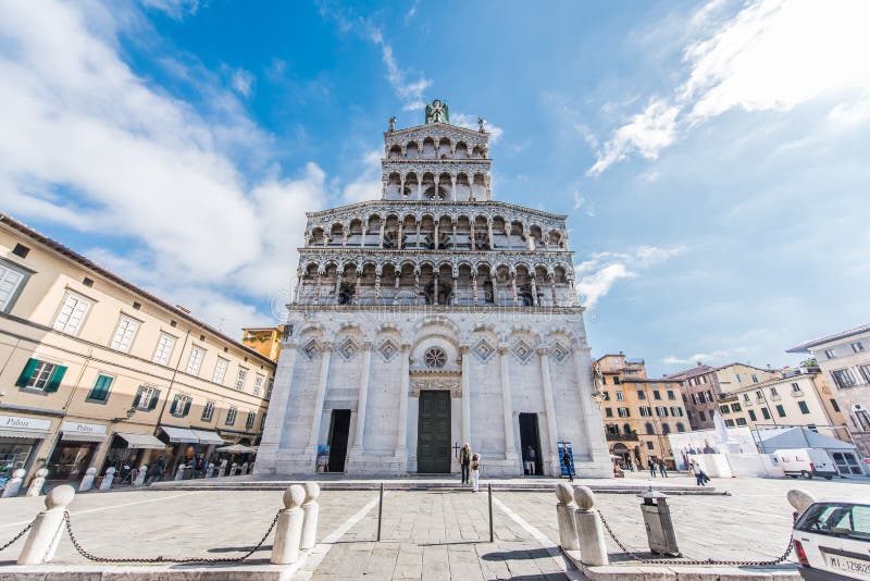 Chiesa di San Michele in foro, Lucca, Italia immagine stock Chiesa di San Michele in foro, Lucca, Italia immagine stock