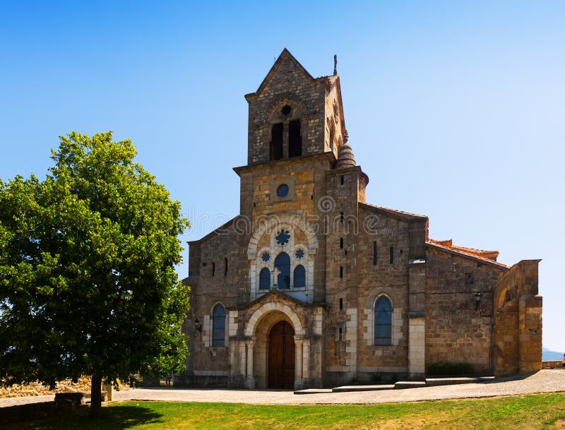 Chiesa di San Vicente Martir y San Sebastian in Frias fotografia stock libera da diritti Chiesa di San Vicente Martir y San Sebastian in Frias fotografia stock libera da diritti