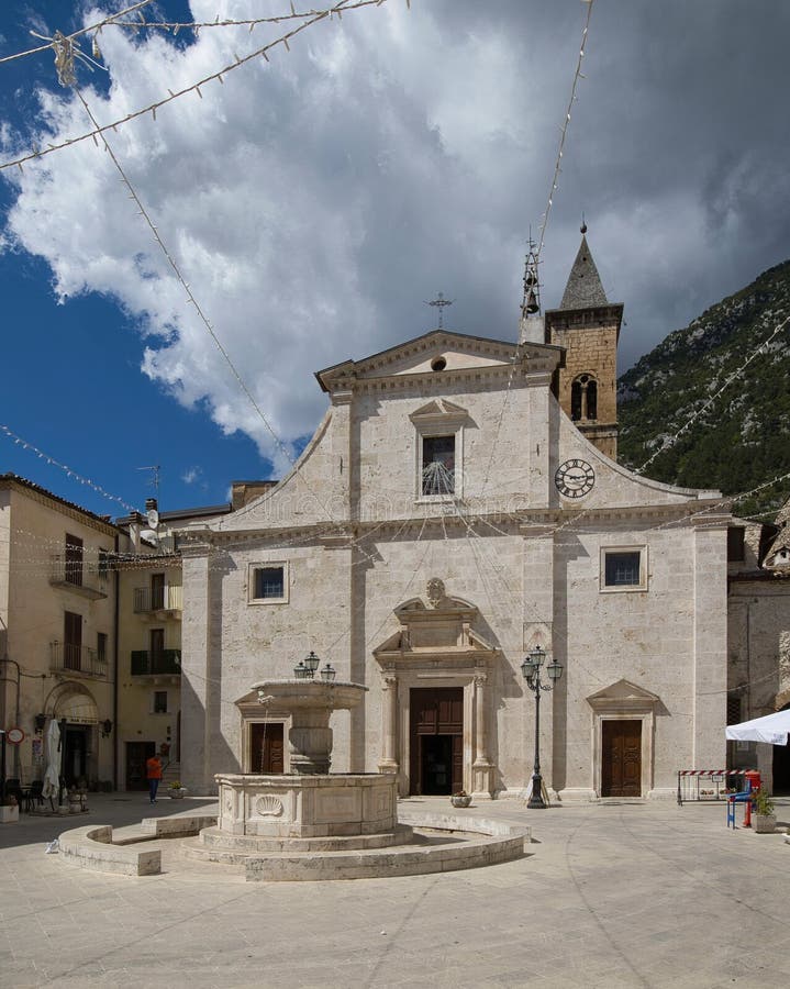 Chiesa di Santa Maria della Misericordia in the village center of Pacentro in the Piazza del Popolo. stock image Chiesa di Santa Maria della Misericordia in the village center of Pacentro in the Piazza del Popolo. stock image