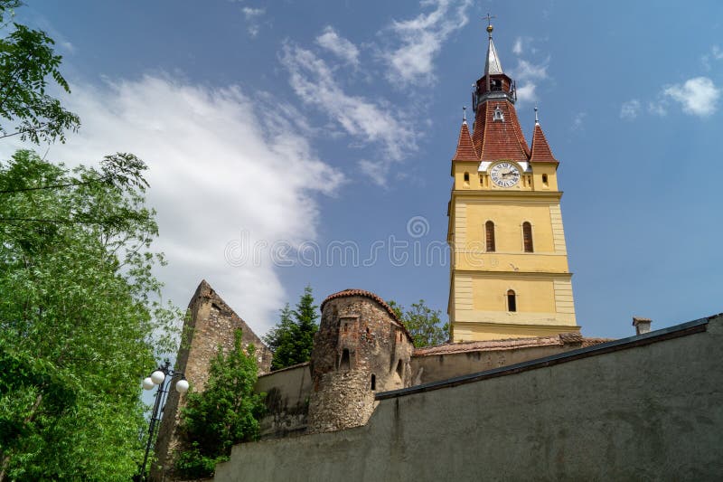 Chiesa fortificata evangelica da Cristian, Brasov, Romania fotografia stock libera da diritti Chiesa fortificata evangelica da Cristian, Brasov, Romania fotografia stock libera da diritti