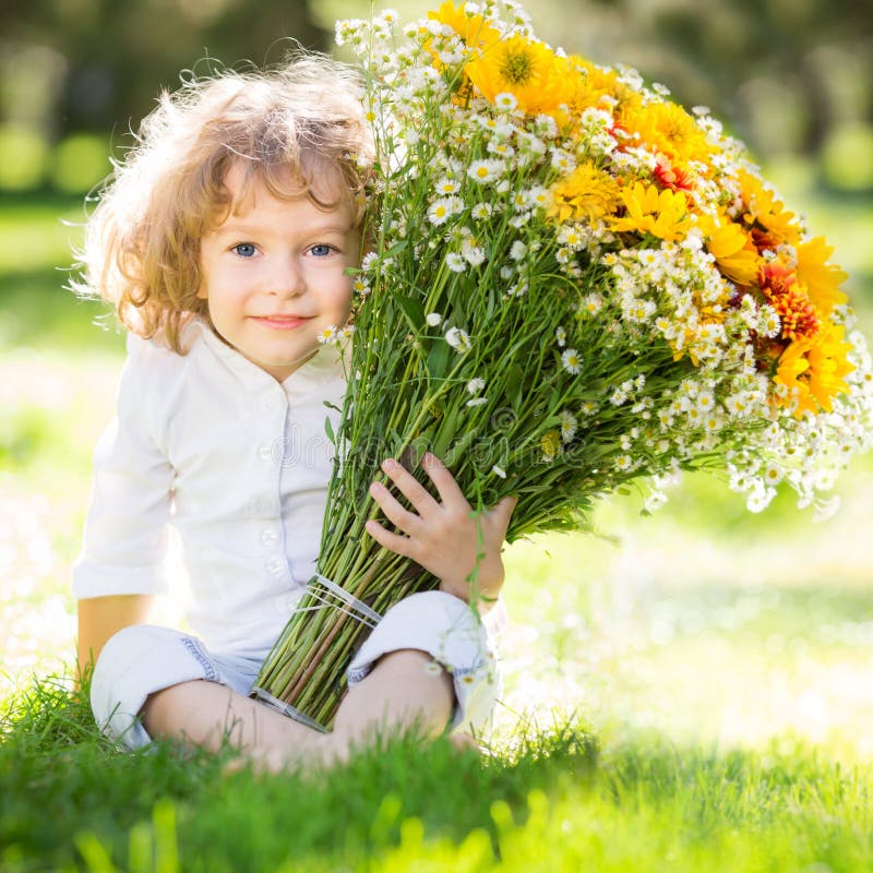 child-flowers-28683745.jpg
