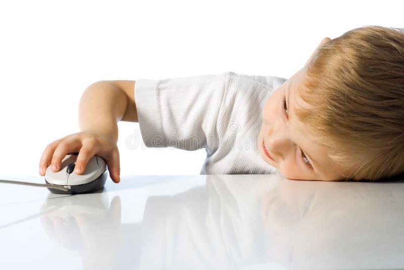 Child holds the computer mouse