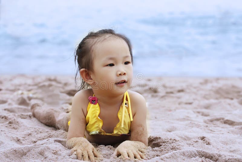 child by the seaside