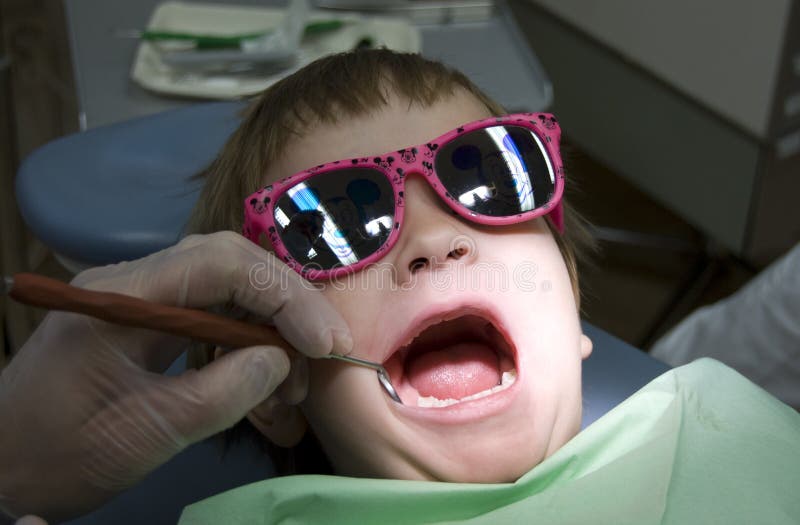 Child visit at the dentist