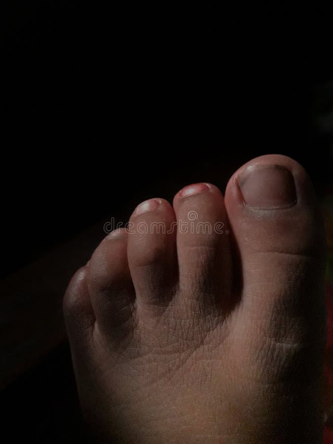 Children leg finger stock photo. Image of finger, muscle 194014530