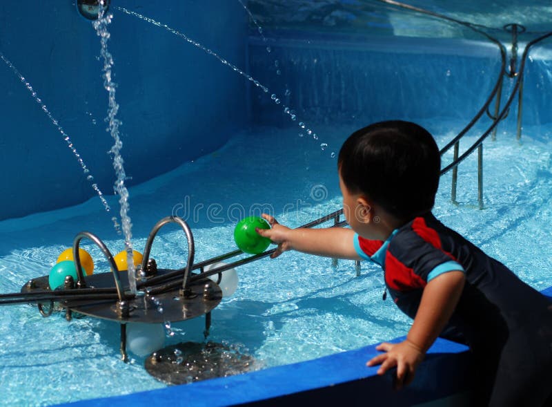 Children play water game