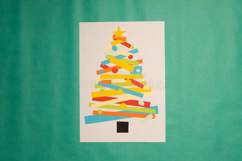 Christmas Tree Paper Craft. Christmas Craft Step by Step Photo