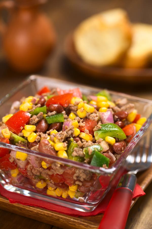 Chili con carne-Salat stockbild. Bild von betrüger, vorbereitet - 35581849