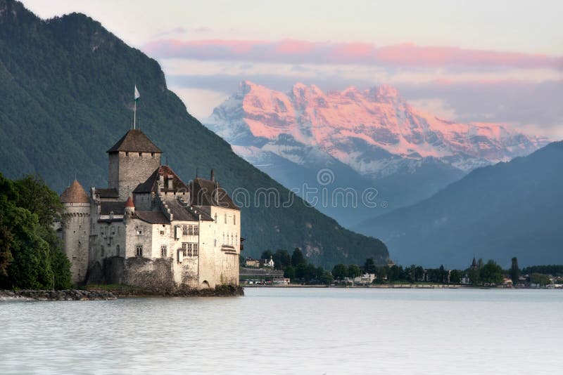 Na hrade Chillon v Montreux (Vaud), Ženevské jazero Švajčiarsko).