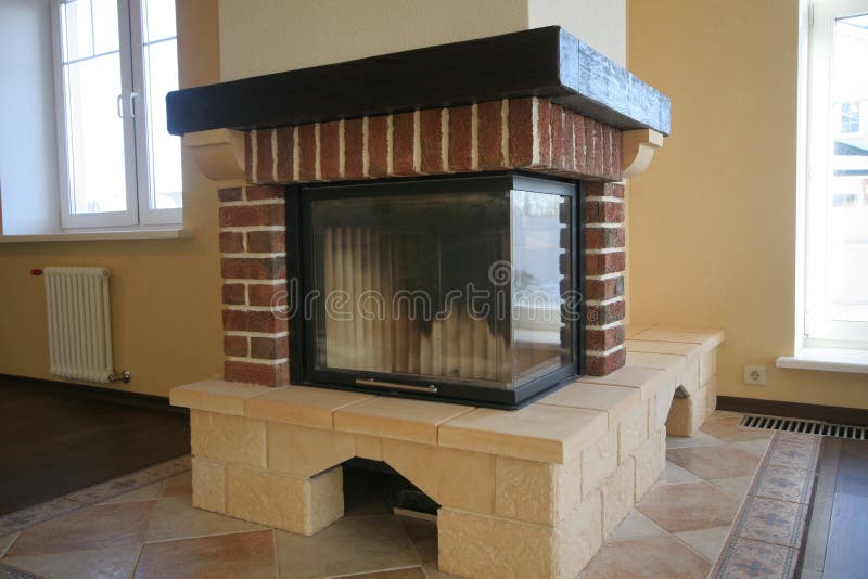 Chimenea lujosa imagen de archivo libre de regalías Chimenea lujosa imagen de archivo libre de regalías