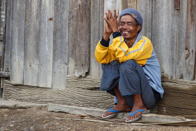 Download Chin State, Myanmar photographie éditorial. Image du lointain - 56476377