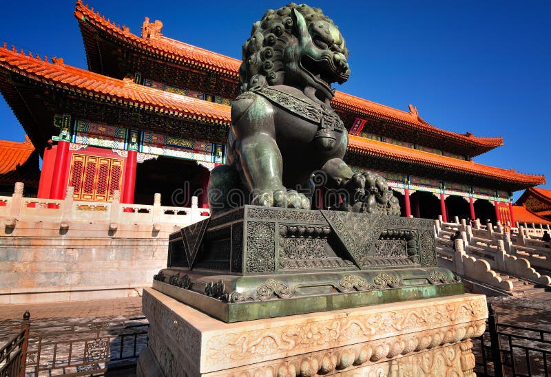 China Forbidden City Lion