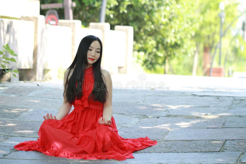 Chinese beauty do yoga on the bridge stock image Chinese beauty do yoga on the bridge stock image