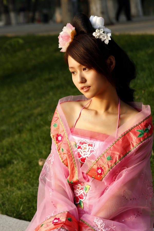 Chinese girl in ancient dress