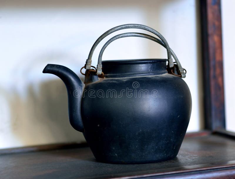 Chinese kettle stock image. Image of qian, aging, states 44322681