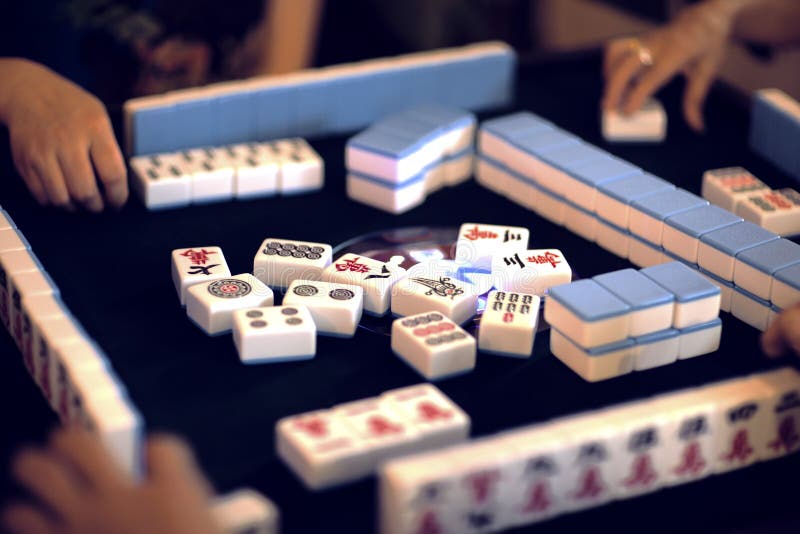 2+ Thousand Chinese Mahjong Royalty-Free Images, Stock Photos