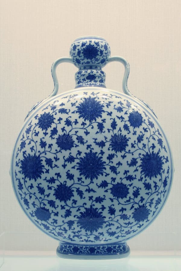 Chinese porcelain vase