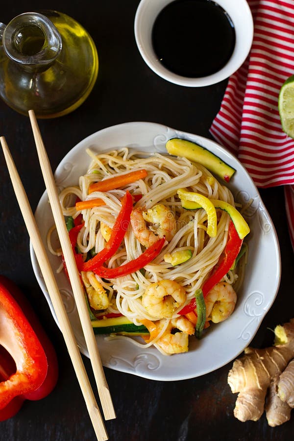 Chinese Shrimp and Noodle Stir Fry with Vegetables Stock Photo - Image