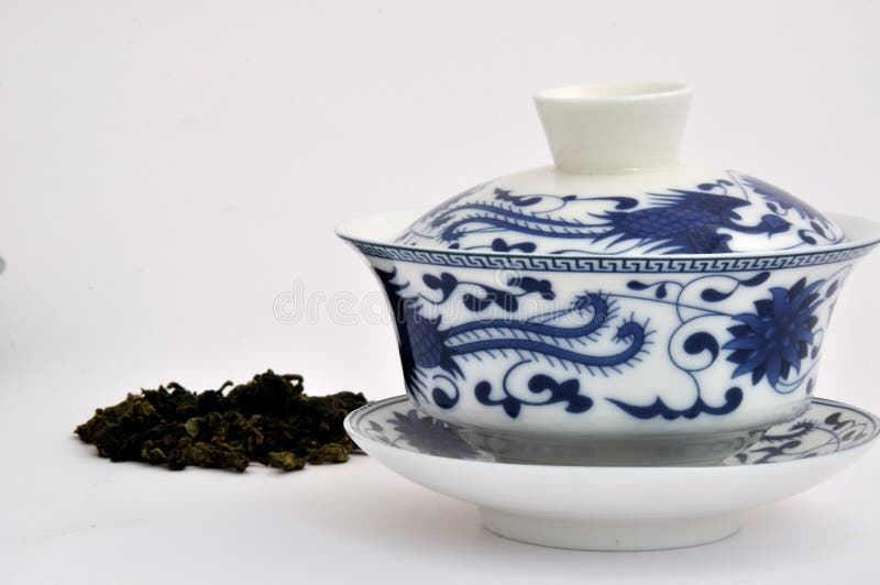 Chinese style blue Painting tea cup and raw tea
