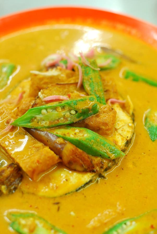 Chinese style fish head curry