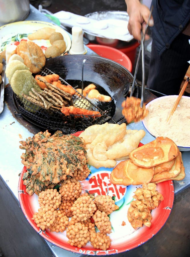 Chinese Traditional Street Food Stock Image - Image of meat, skewer