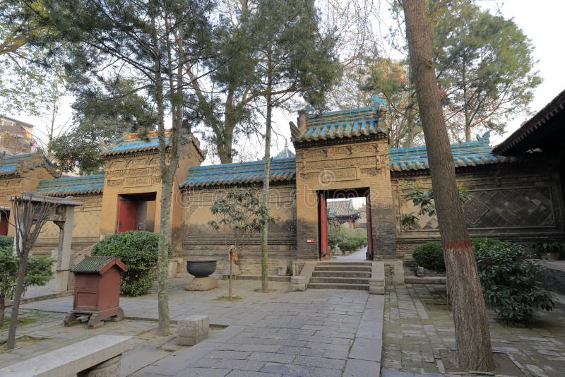 Chinese traditionele binnenplaats van de xian grote moskee van de huajuesteeg, rgb adobe stock afbeeldingen Chinese traditionele binnenplaats van de xian grote moskee van de huajuesteeg, rgb adobe stock afbeeldingen