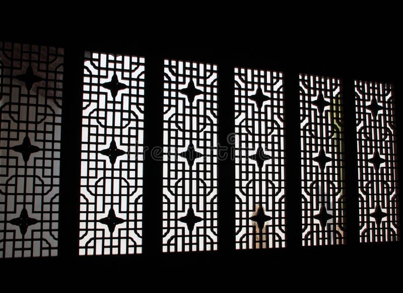 Chinese traditionele deur met patroon Nanjing, China royalty-vrije stock foto Chinese traditionele deur met patroon Nanjing, China royalty-vrije stock foto