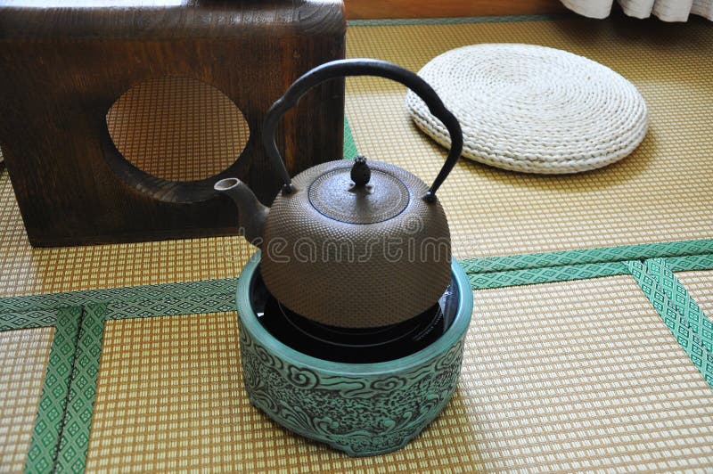 Chino Kung Fu Tea Set foto de archivo. Imagen de asia 133354760