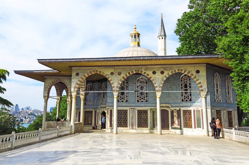 Chiosco di Bagdad situato nel palazzo di Topkapi immagine stock Chiosco di Bagdad situato nel palazzo di Topkapi immagine stock