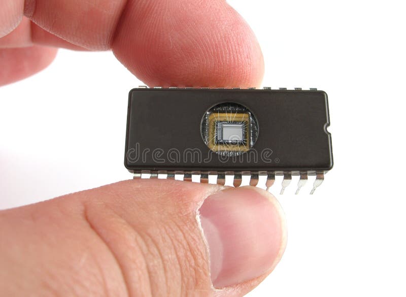 Chip in der Hand stockfoto. Bild von hand, zimmer, halbleiter 474852