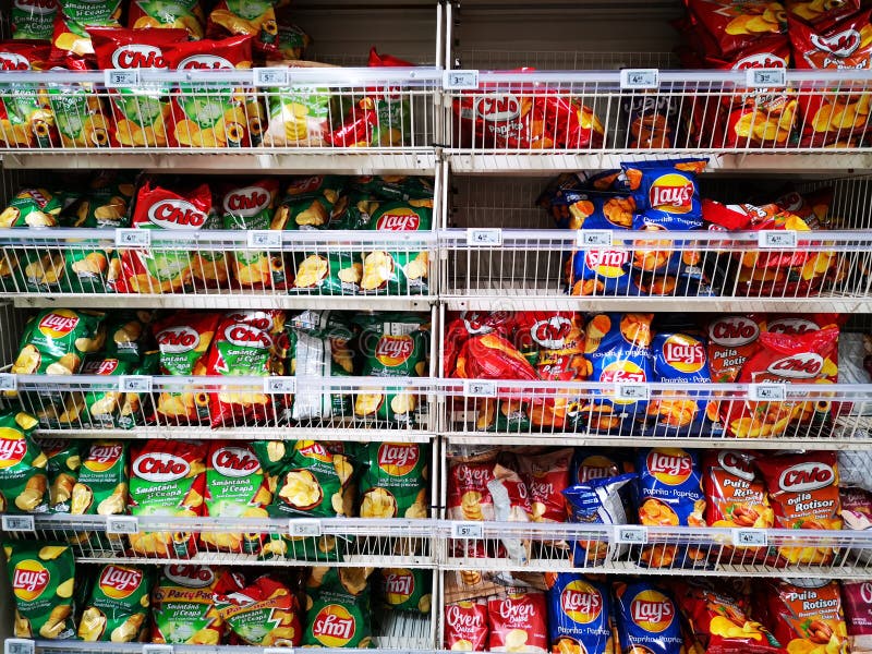 Centrum Nachtvlek Hangen Chips on Store Shelves in a Supermarket Editorial Image - Image of brand,  choice: 169057735