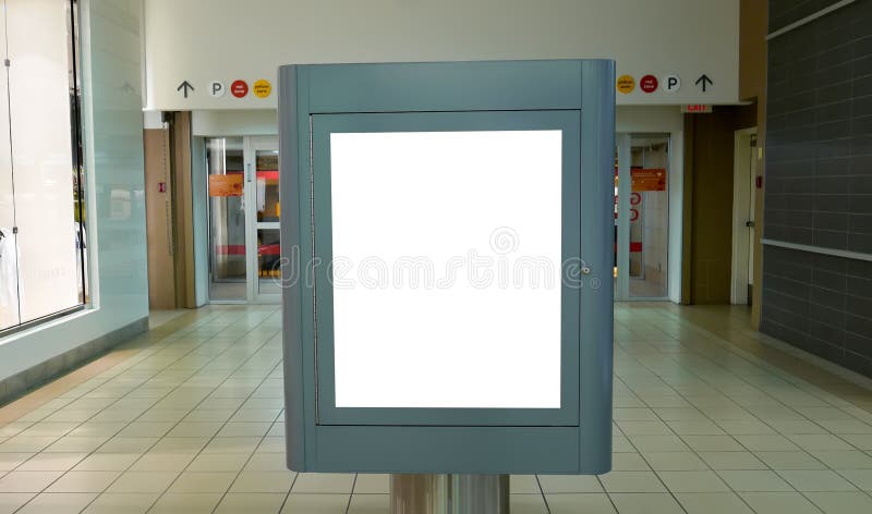 Primo piano di una cartellonistica bianca per la tua pubblicità fotografie stock