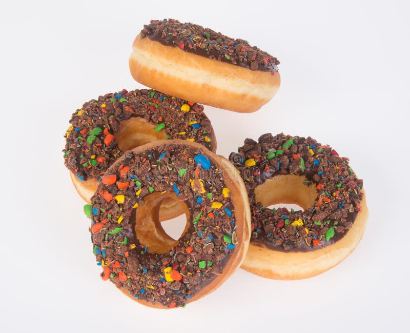 Chocolade donuts op een witte achtergrond royalty-vrije stock afbeeldingen Chocolade donuts op een witte achtergrond royalty-vrije stock afbeeldingen