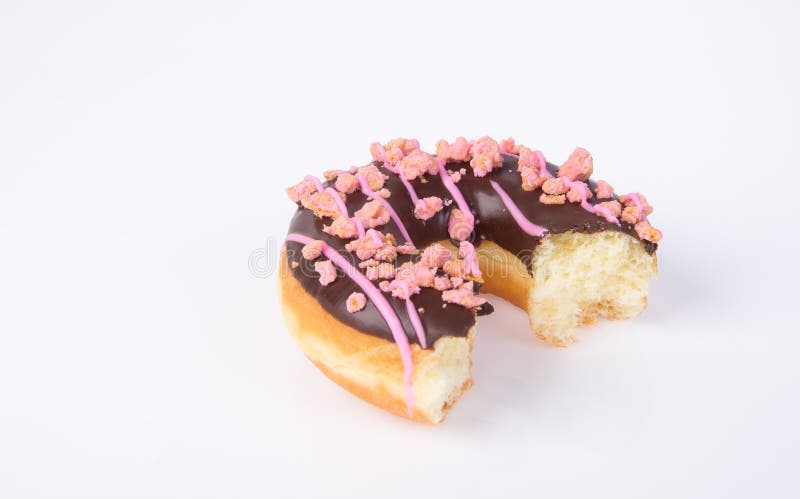 Chocolade donuts op een witte achtergrond royalty-vrije stock afbeeldingen Chocolade donuts op een witte achtergrond royalty-vrije stock afbeeldingen