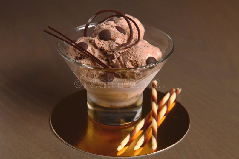 Chocoladeroomijs stock afbeelding Chocoladeroomijs stock afbeelding