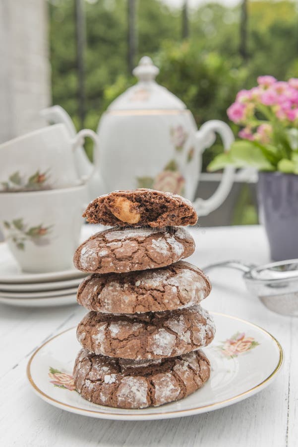 Chocolate and almond cookies