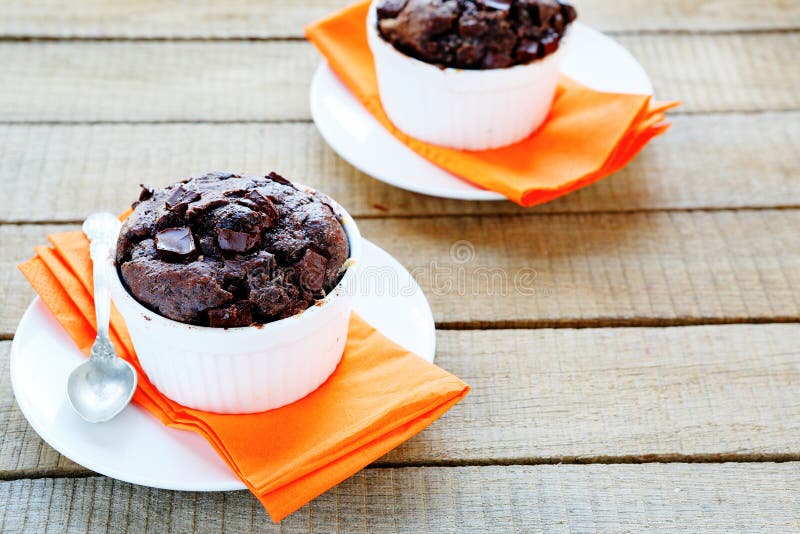 Chocolate muffins with pieces of dark chocolate