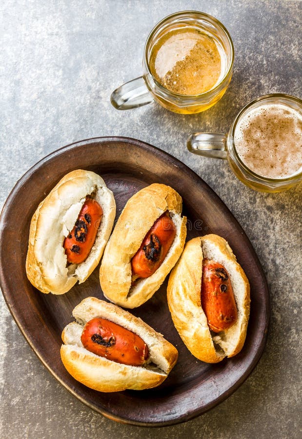 Choripan argentino é eleito melhor hot dog por site de gastronomia