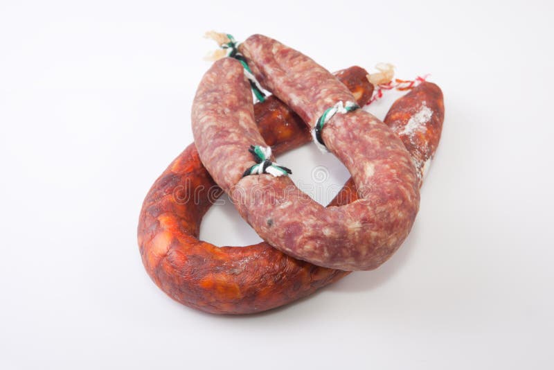 Chorizo y salchichon rojos imágenes de archivo libres de regalías Chorizo y salchichon rojos imágenes de archivo libres de regalías