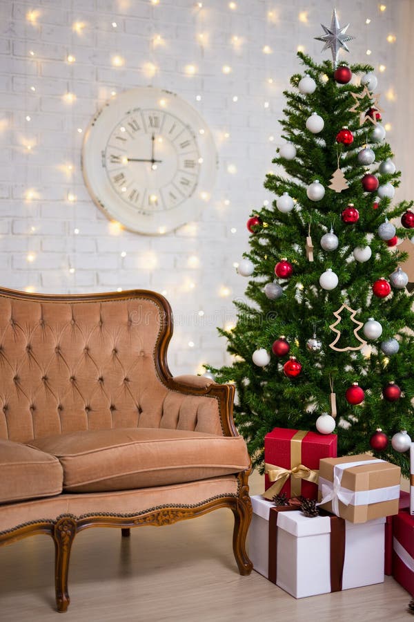Christmas Background - Living Room with Decorated Christmas Tree Stock ...