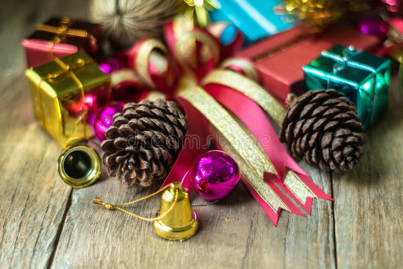 Christmas Garland on Rustic Wooden Background with Copy Space Stock ...