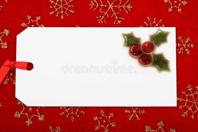 Prázdny darček značku na červenom snowflake pozadí, Vianočný darček.