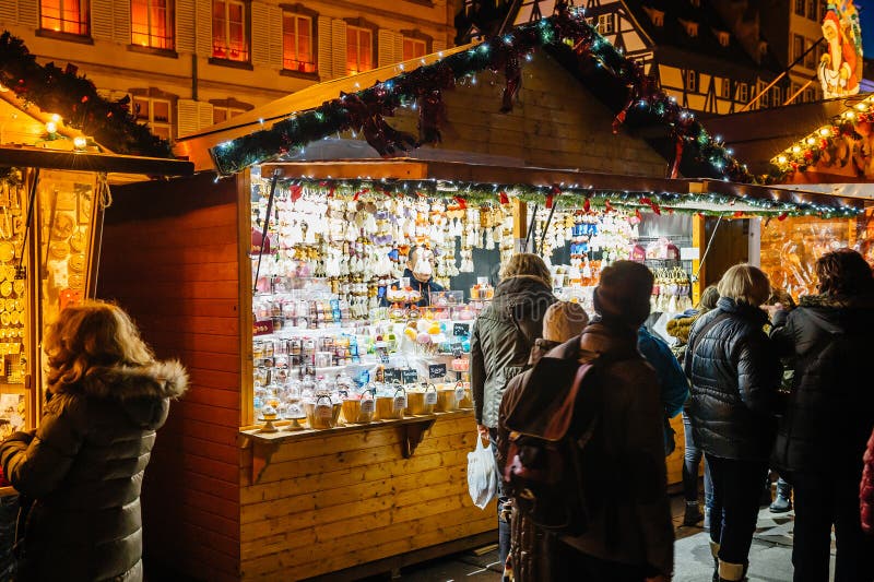 Christmas Market with People Admiring Gifts at Kiosk Editorial Stock ...