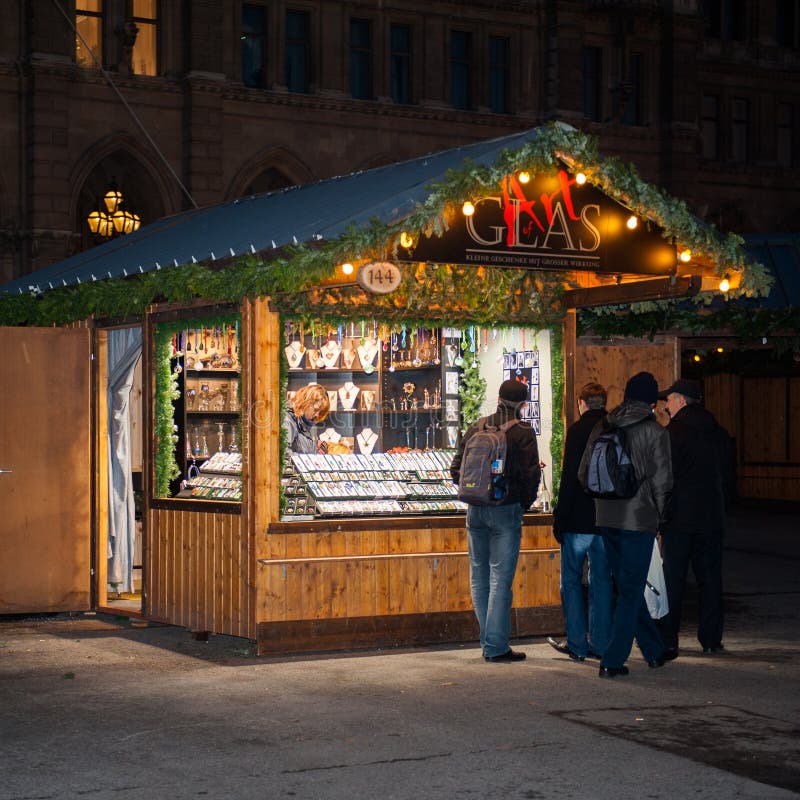 Christmas Market In Vienna, Austria Editorial Photography - Image of austrian, house: 105592722
