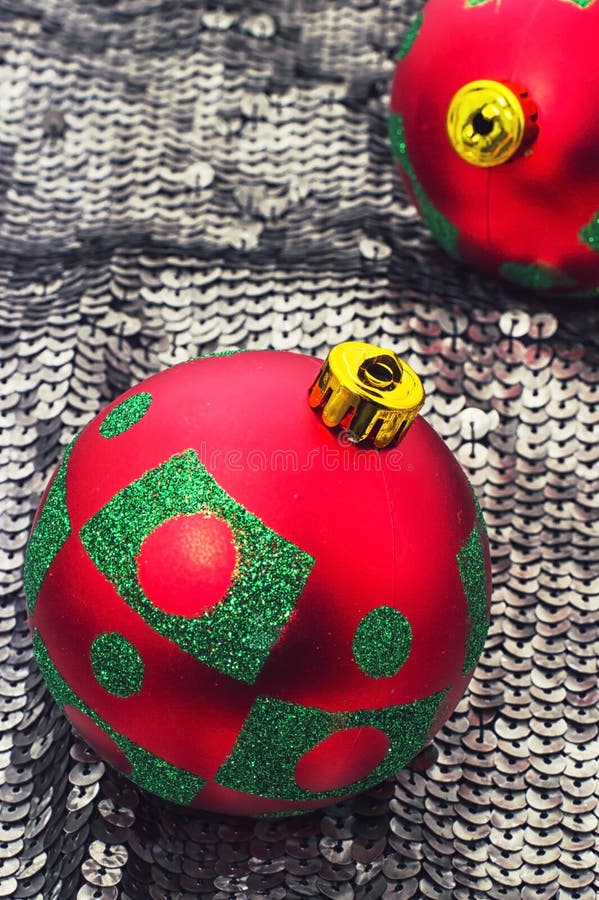 Christmas ornaments to the winter holiday