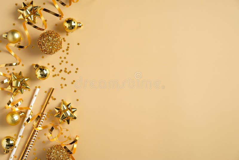 Mẫu thẻ mời tiệc Giáng sinh vàng phẳng: Một mẫu thẻ mời tiệc Giáng sinh với họa tiết vàng phẳng - đó là điều gì đang chờ đón bạn tại đây! Thiết kế hoàn hảo và trang trọng của thẻ mời này sẽ đem lại một không khí lễ hội đầy ấm áp và hạnh phúc cho bạn và những người thân yêu của mình. Hãy xem ngay để có được mẫu thẻ mời tuyệt vời nhất cho đêm tiệc của bạn!