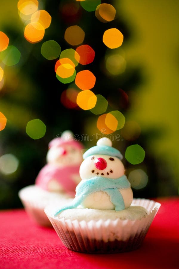 Christmas snowman cupcakes