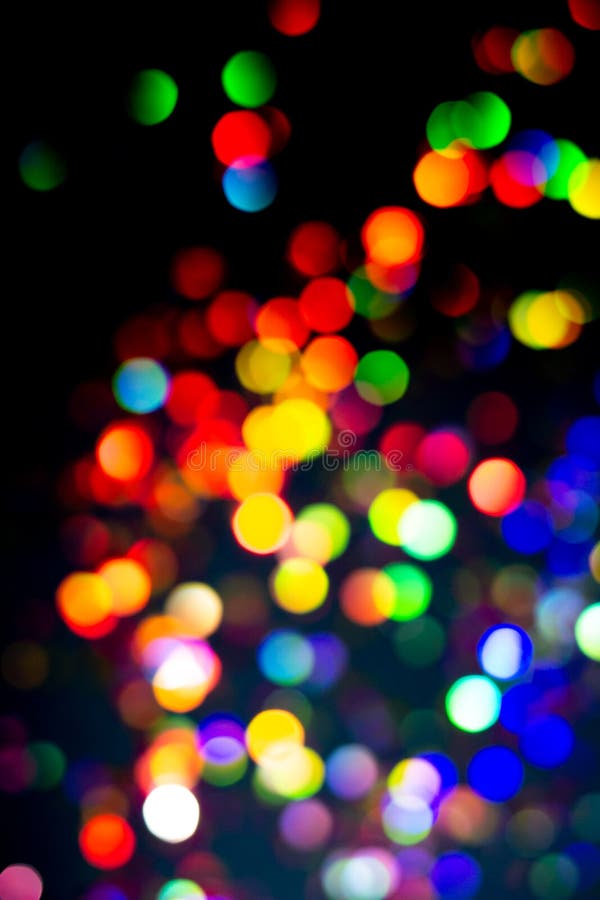 Hãy tạo sự ấm áp cho không gian gia đình của bạn với trang trí đèn Garland cây thông Noel đầy sáng tạo. Hình ảnh này sẽ đưa bạn vào một không gian đẹp như mơ, tưởng chừng như chỉ tồn tại trong giấc mơ của bạn. Nhấp chuột vào ảnh và bắt đầu trải nghiệm cảm giác tuyệt vời của mùa giáng sinh. 