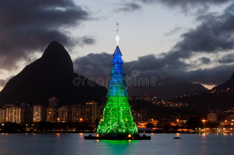Christmas Tree in Rio De Janeiro Editorial Stock Photo - Image of rodrigo,  colors: 68404273