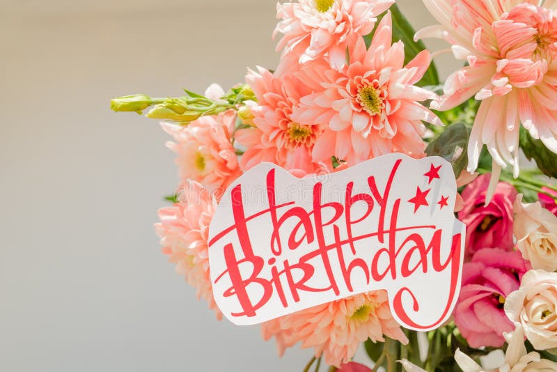 157 Carte De Joyeux Anniversaire Avec Des Roses Photos Libres De Droits Et Gratuites De Dreamstime